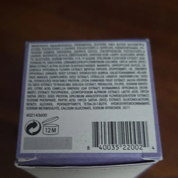 Oribe Serene Scalp Oil Control Mist in Lavender - Picture 3 of 4